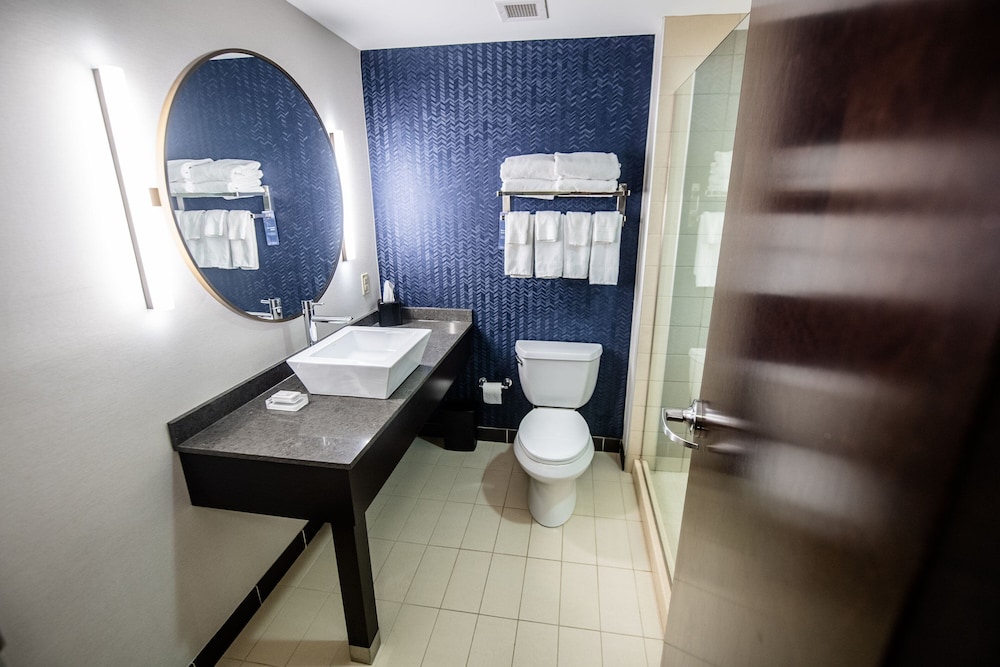 Fairfield Inn & Suites by Marriott Washington Casino Area - photo 37