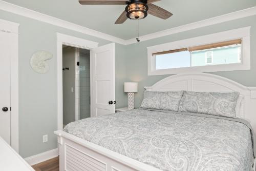Once Upon A Tide by Oak Island Accommodations - photo 40
