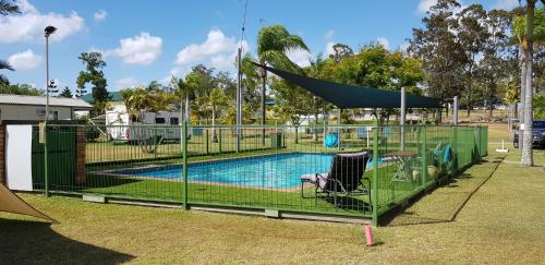 Maryborough Caravan & Tourist Park — hotel in Maryborough