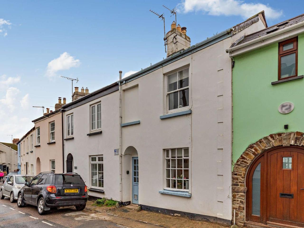 2 Bed in Instow 43053 - last minute hotel in Unknown City