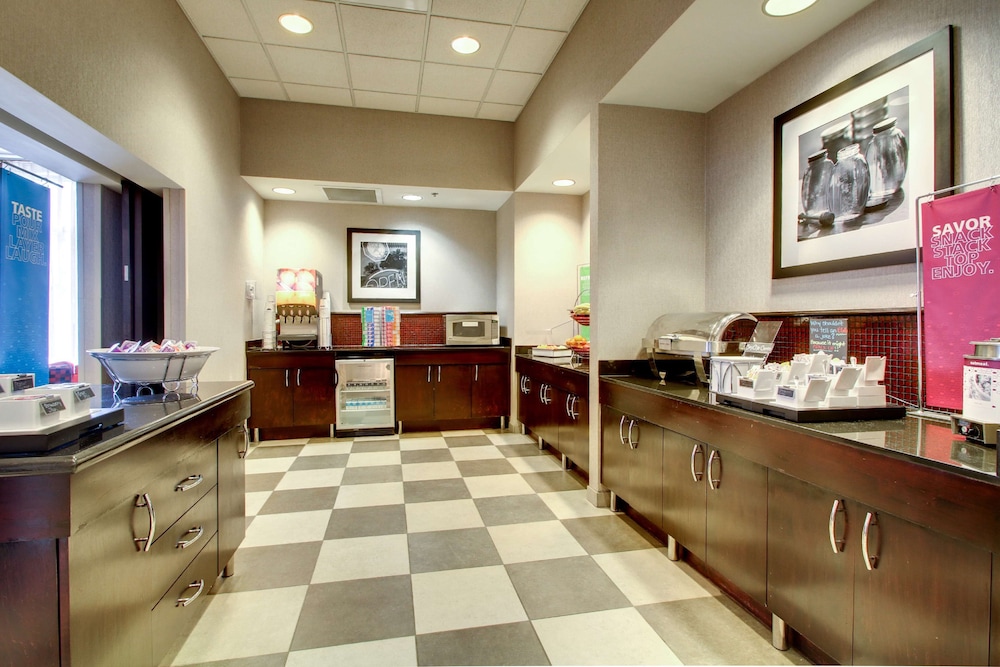 Hampton Inn Birmingham Leeds - photo 53