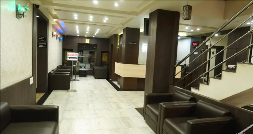 Hotel Anushree in Jabalpur, India