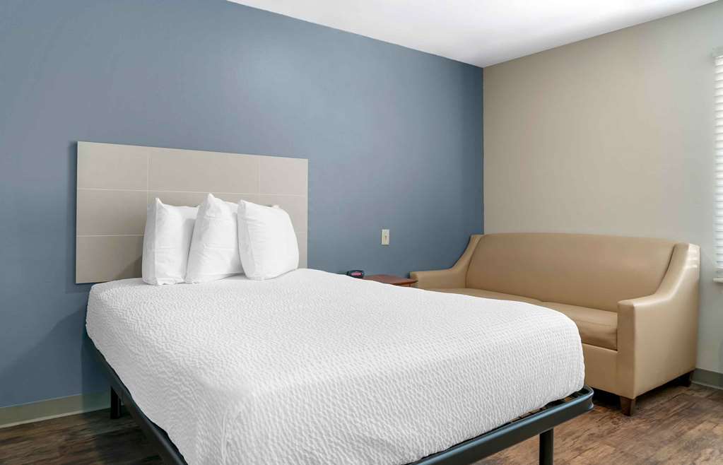 Extended Stay America Select Suites Kalamazoo West - photo 18