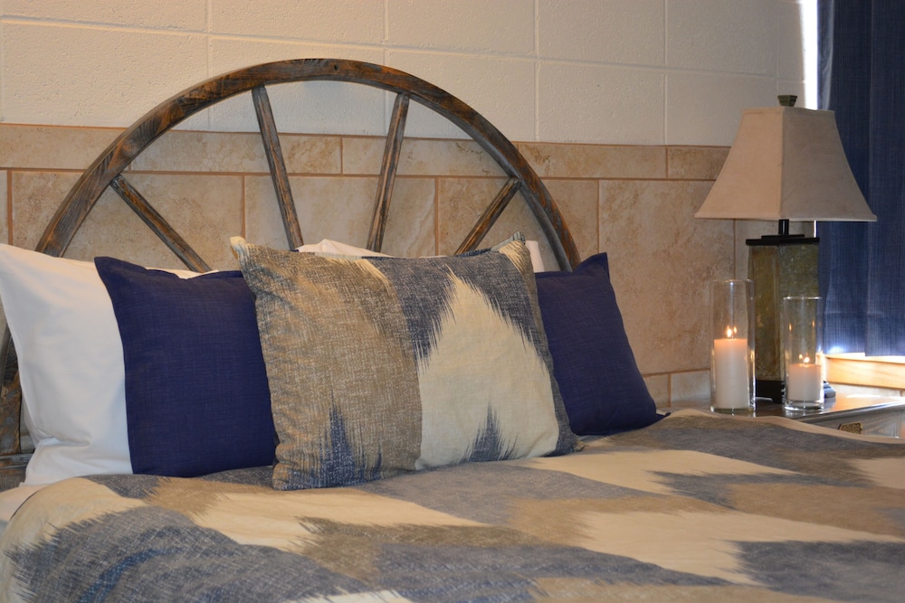 Lariat Motel - photo 25