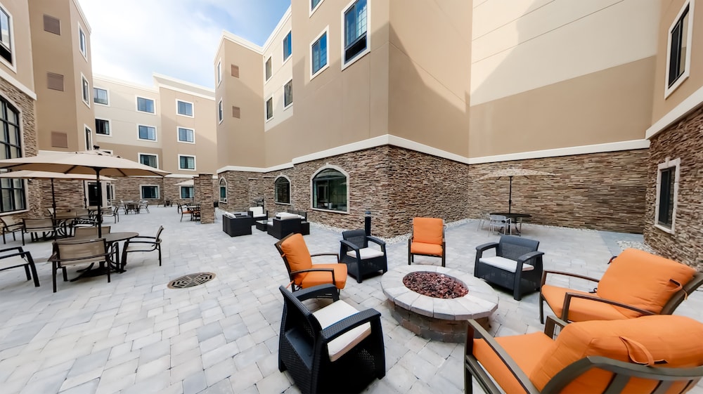 Staybridge Suites Ann Arbor Univ of Michigan by IHG - photo 24