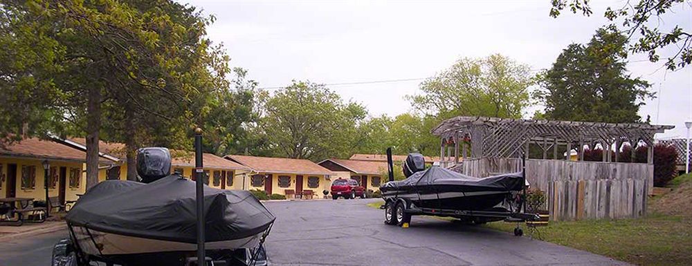 Golden Arrow Resort - photo 54