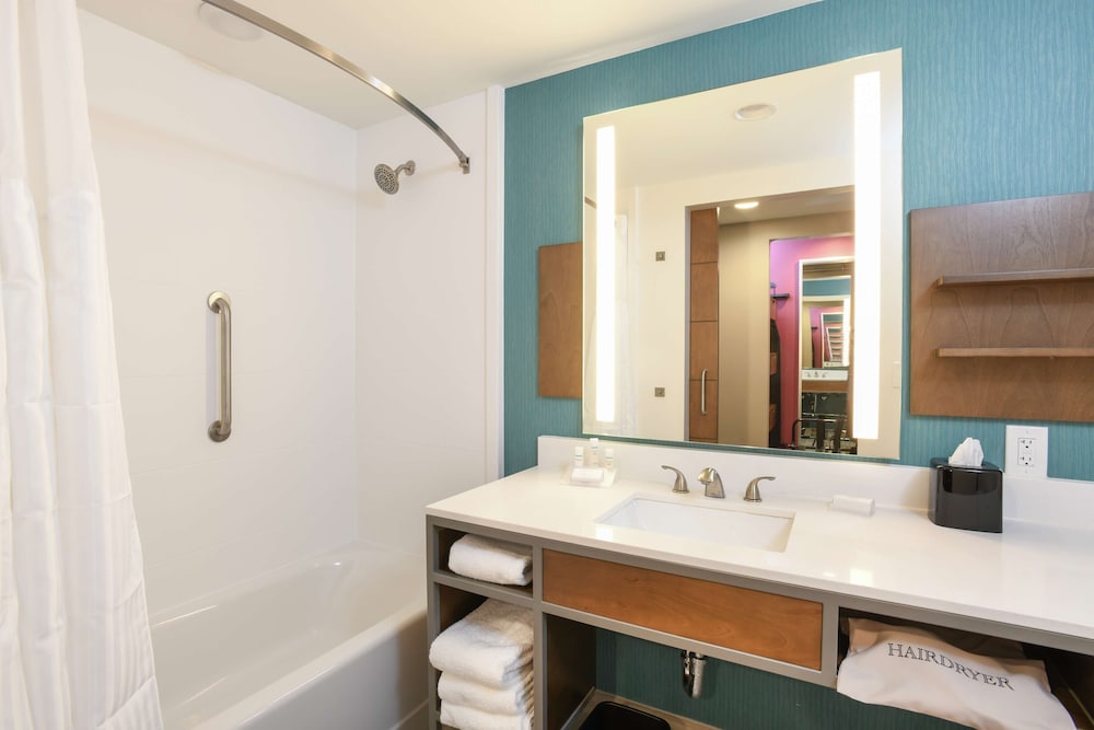 Hilton Garden Inn Cincinnati Midtown - photo 27