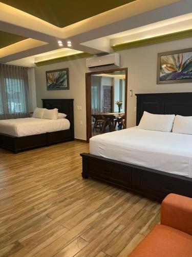 Boca de Tomatlán Luxury Boutique Hotel Accommodations in Puerto Vallarta, Mexico