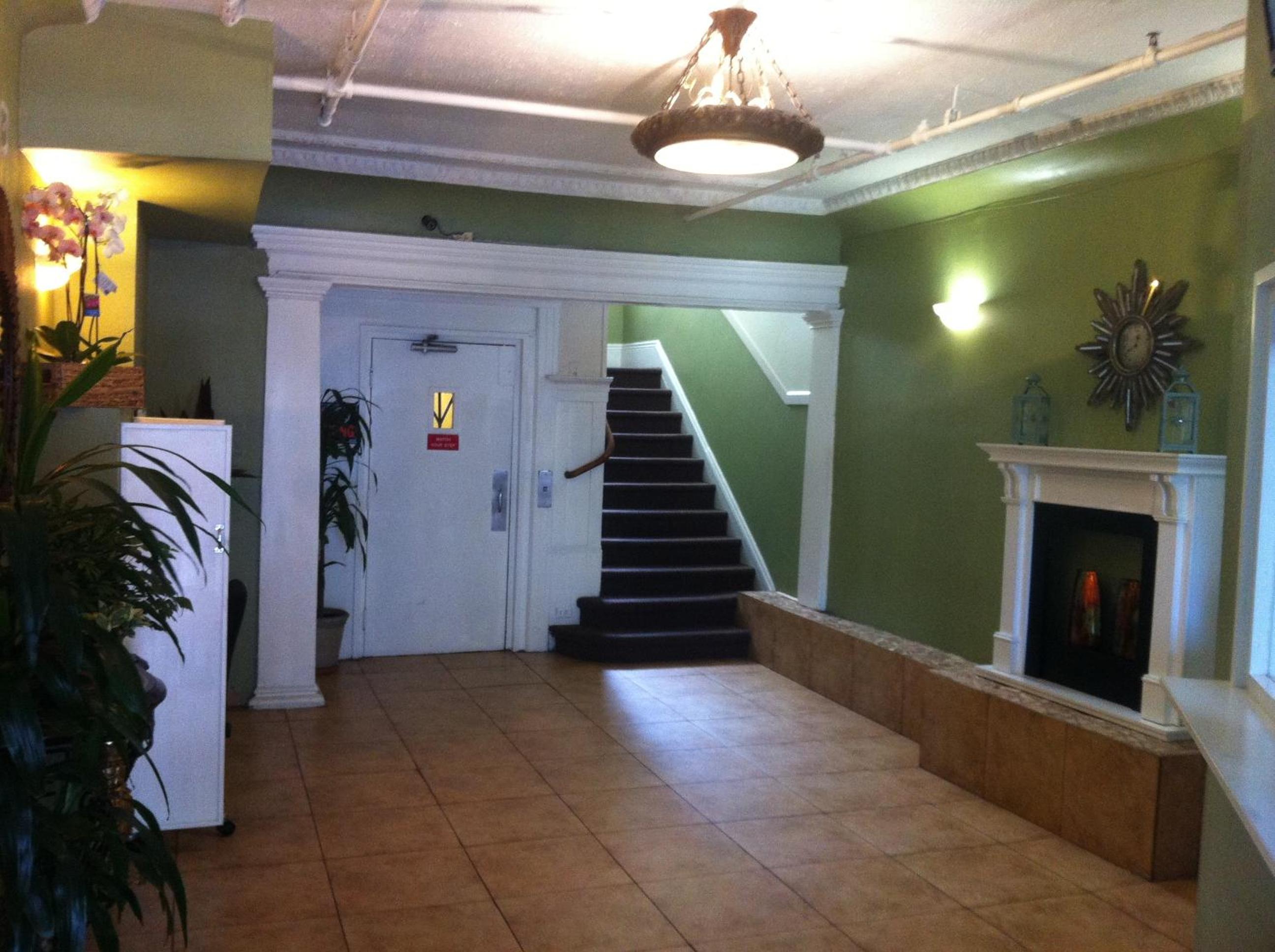 Cable Car Hotel - photo 15