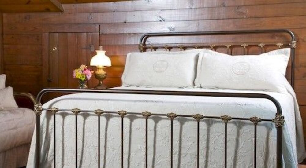 The Carriage House Inn Bed & Breakfast - photo 22