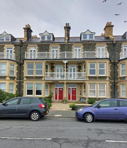Trem Y Mor Edge of the Sea in Tywyn, United Kingdom