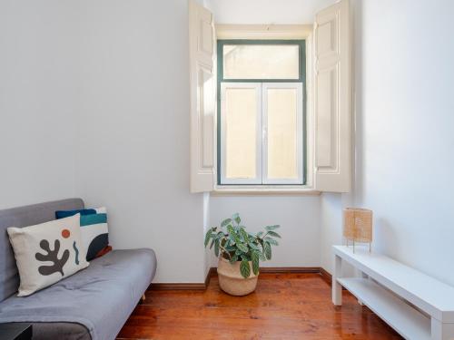 Cool apartment near Alfama — 4-Star Luxury Hotel in Lisbon, Portugal
