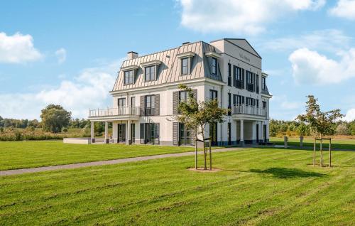 Awesome Apartment In Kamperland — 5-Star Luxury Hotel in Kamperland, Netherlands