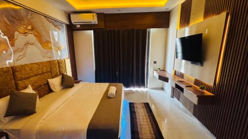 Aura Stays - carbon neutral hotel in Lucknow