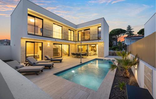 Me Paradise Villa Lavender — 5-Star Luxury Hotel in Tribunj, Croatia