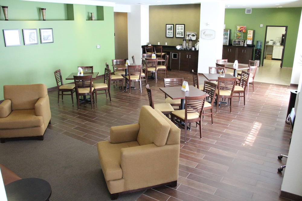 Sleep Inn & Suites Haysville Wichita South - photo 36