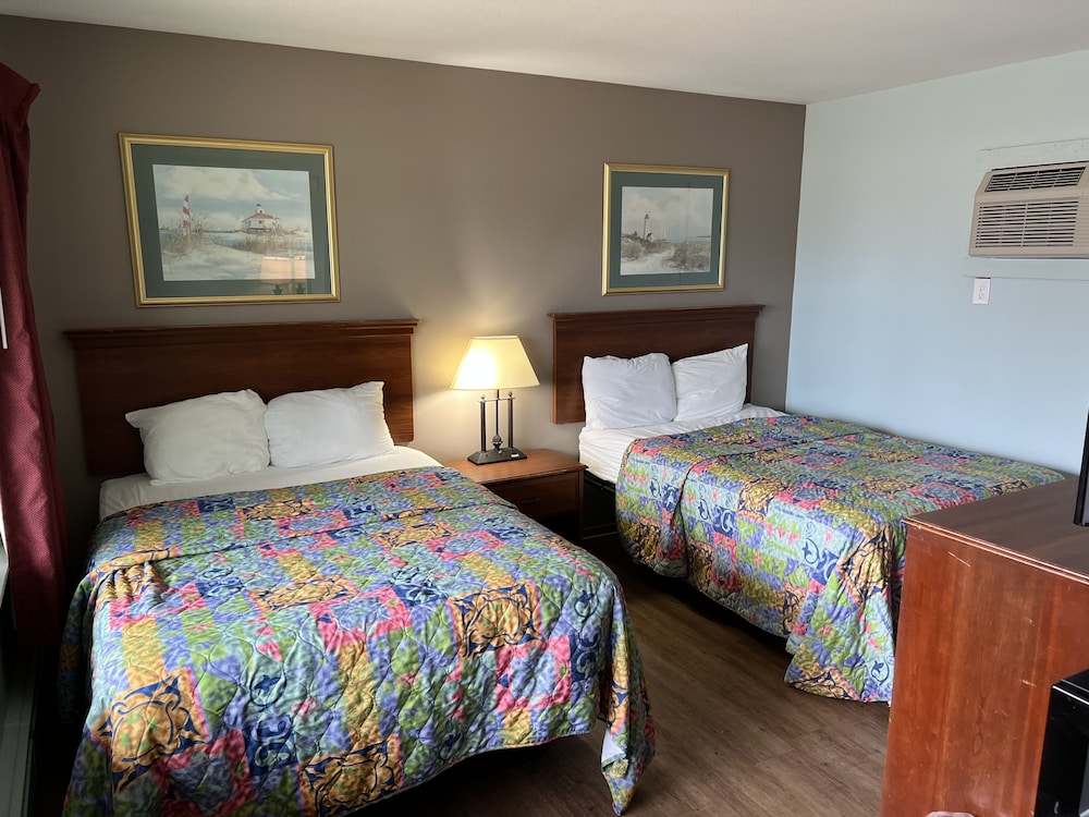 Crows Nest Inn Tawas - photo 12