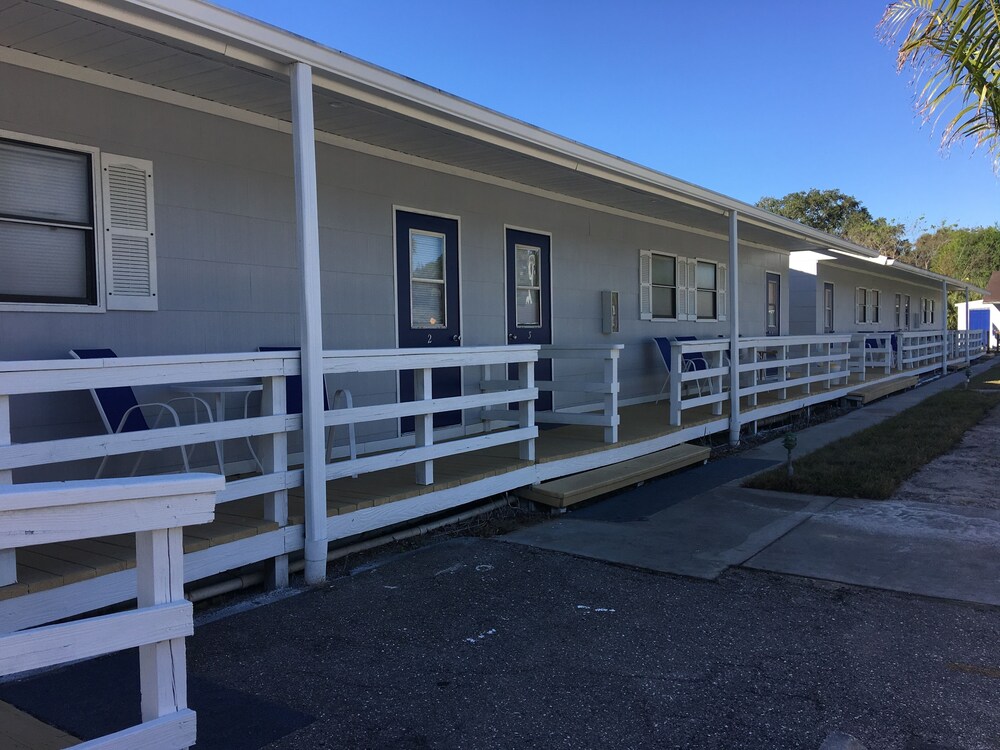 The Rivers Edge Motel - photo 30