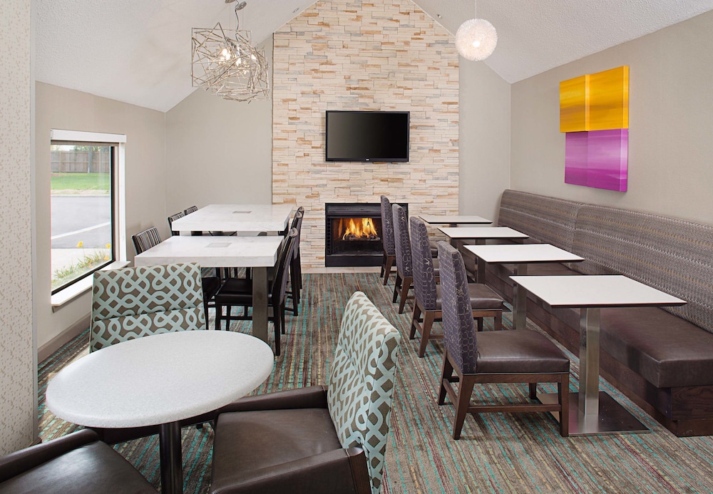 Residence Inn by Marriott Detroit Troy Madison Heights - photo 20