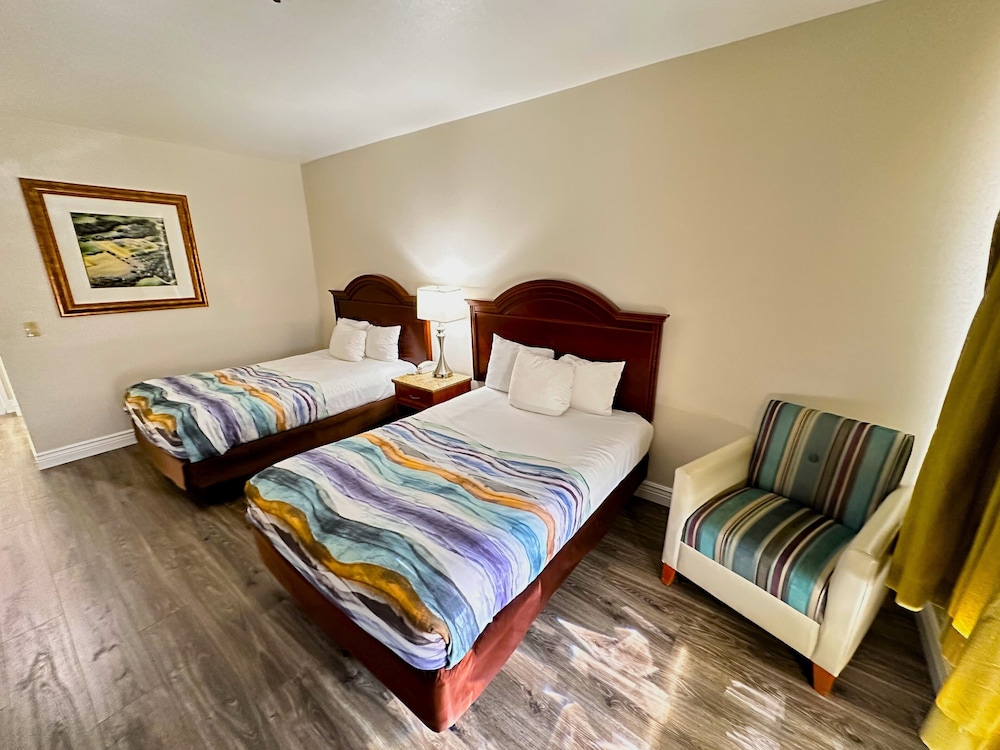 Americas Hotel El Paso Medical Center - photo 10