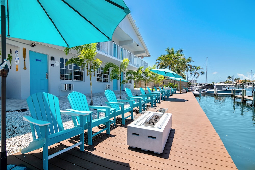 Latitude 26 Waterfront Boutique Resort Fort Myers Beach - photo 67