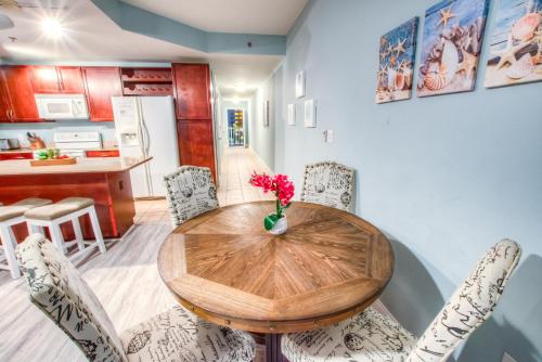 Laketown Wharf Resort 416 By Aneliya - photo 19