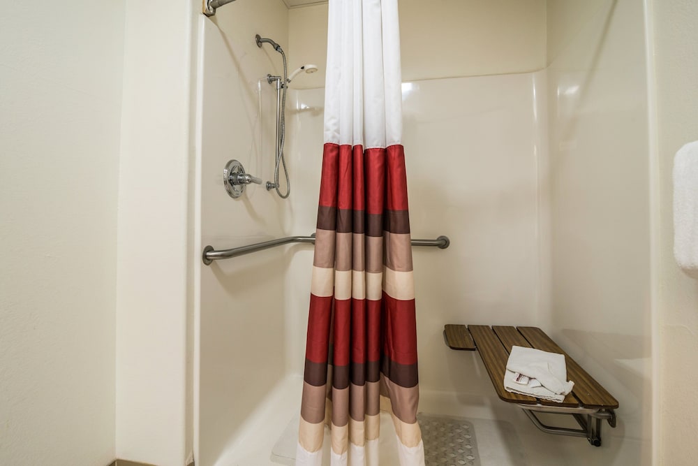 Days Inn by Wyndham Kentland - photo 23