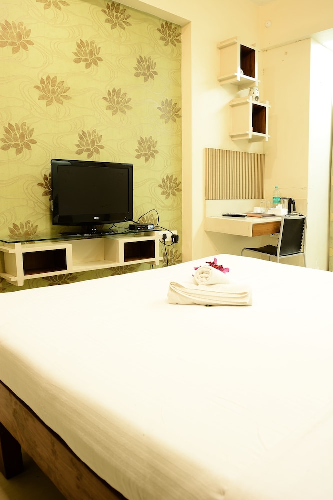 Seven Serviced Apartment Bandra
