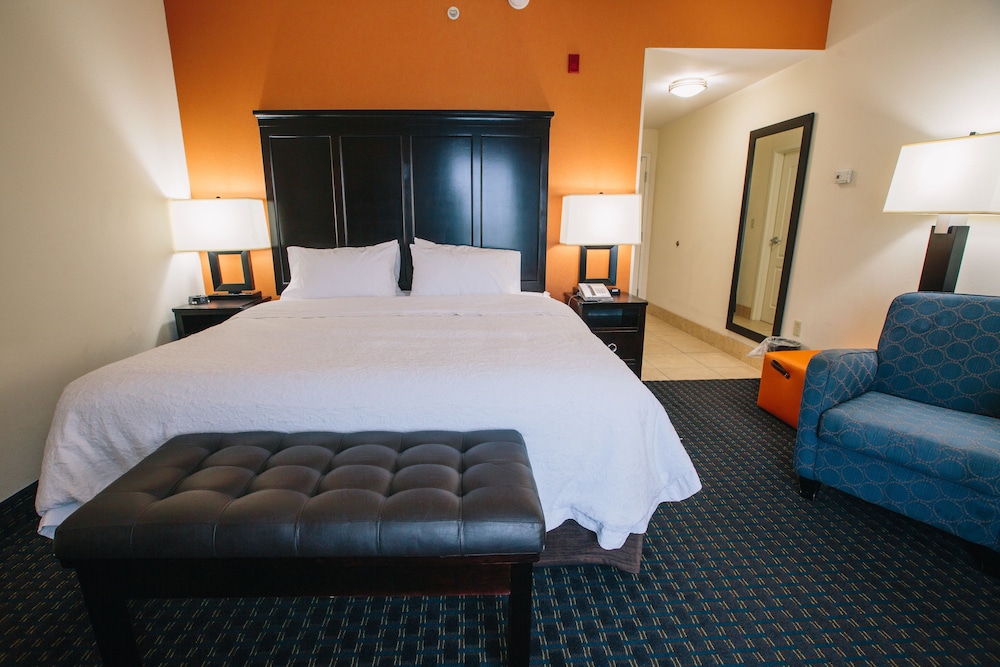 Hampton Inn & Suites Effingham - photo 13