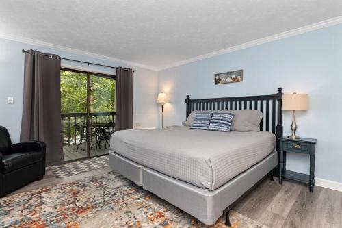 Timbers Studio 16 with Wintergreen Advantage pet-friendly hotel Roseland