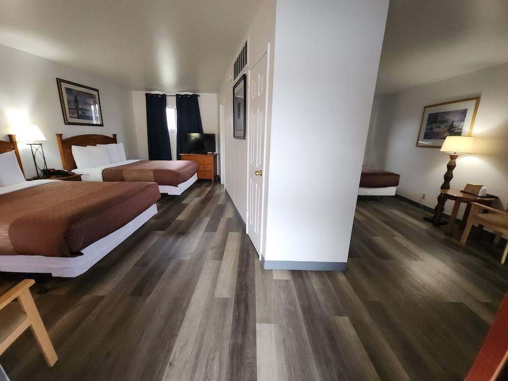 North Coast Inn - photo 8