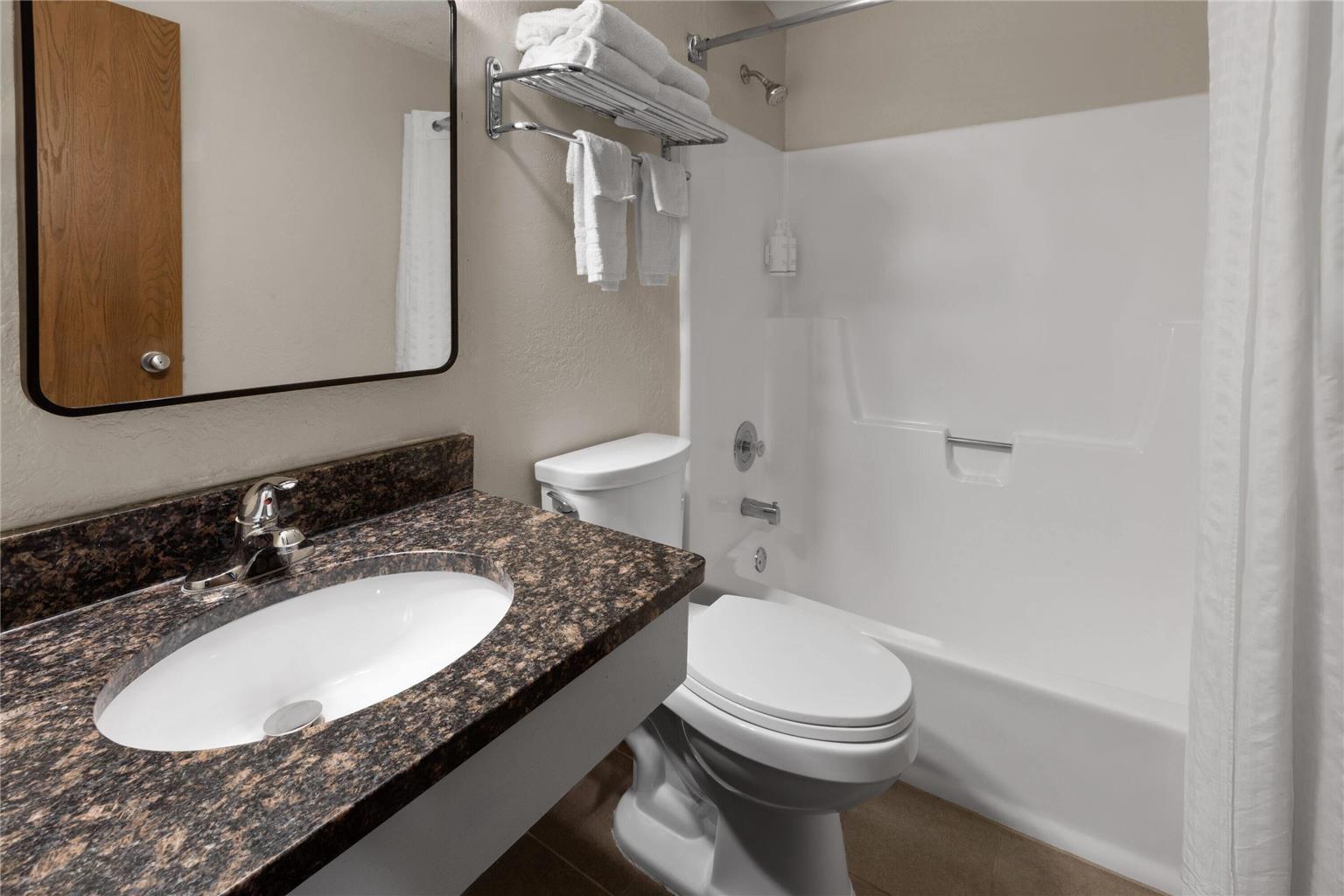 Super 8 by Wyndham Winona MN - photo 23