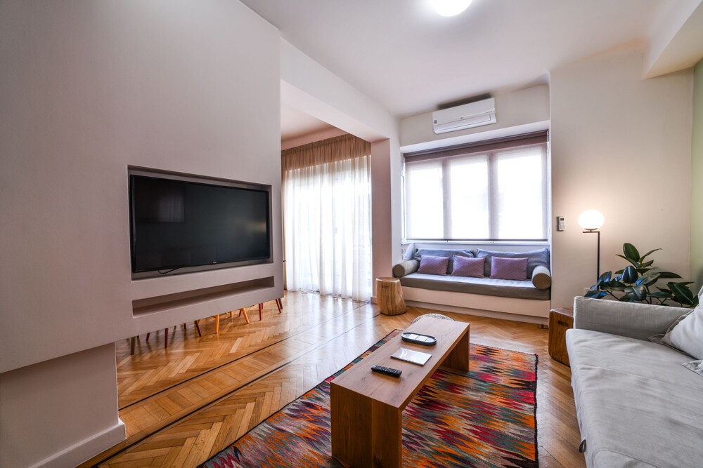 Kolonaki Boutique Apartments by Olala Homes — 4-Star Luxury Hotel in Athens, Greece