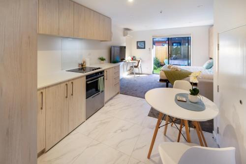 Central Stay 1 bed Studio — 4-Star Luxury Hotel in Christchurch, New Zealand