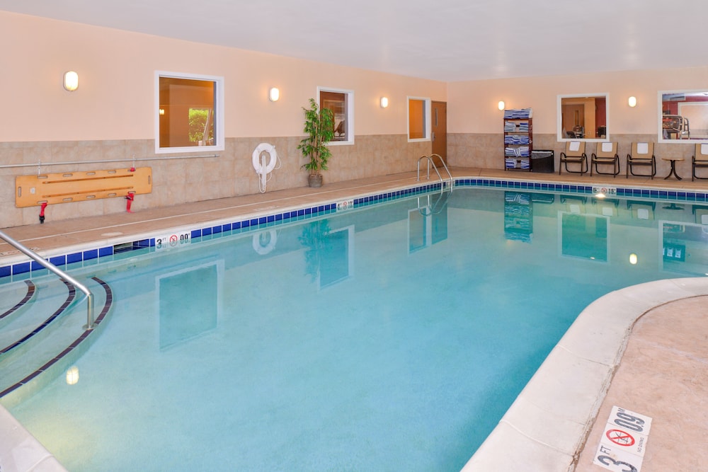 Holiday Inn Express Hotel & Suites Lancaster Lititz by IHG - photo 33