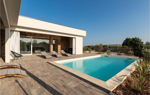 Pet Friendly Home In Seline With Sauna — 5-Star Luxury Hotel in Starigrad, Croatia