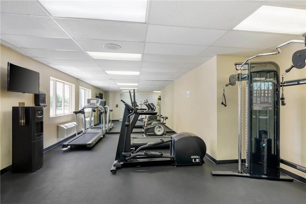 Quality Inn & Suites Denver Airport Gateway Park - photo 32