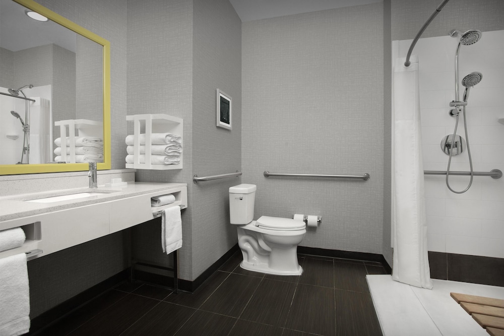 Hampton Inn Monahans - photo 19