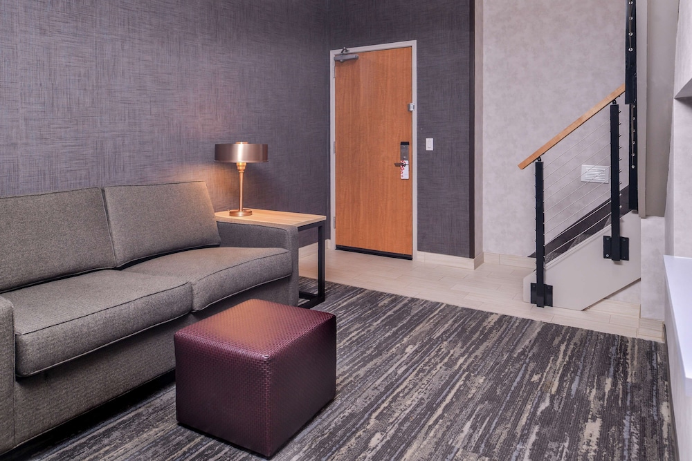 Hilton Garden Inn Bend - photo 41