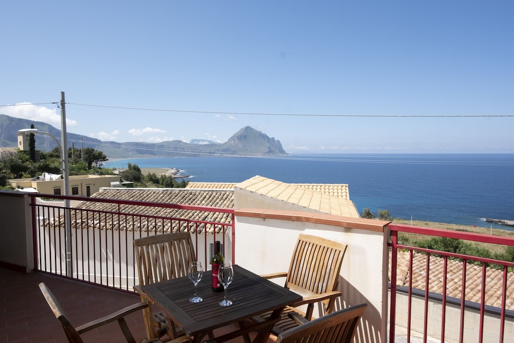Villa Gina — 4-Star Luxury Hotel in San Vito Lo Capo, Italy
