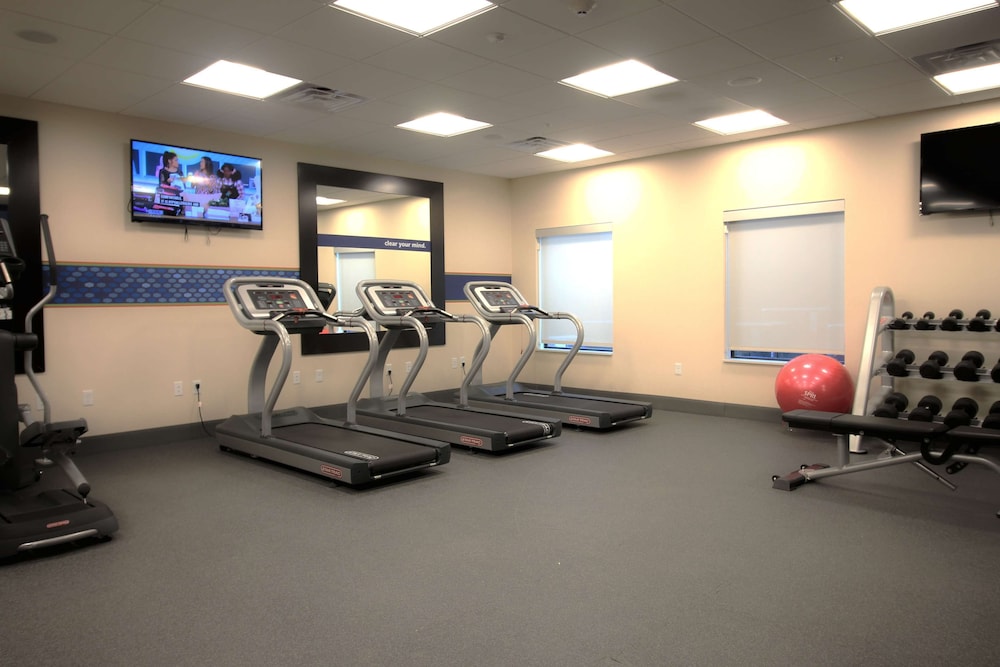 Hampton Inn West Plains - photo 27