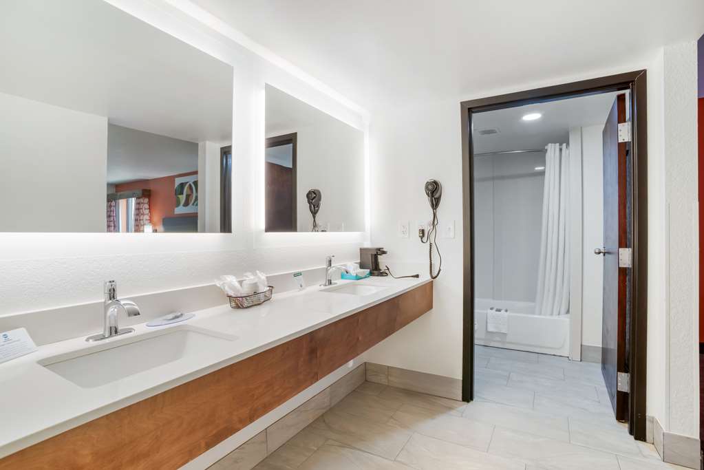 Best Western Statesville Inn - photo 47
