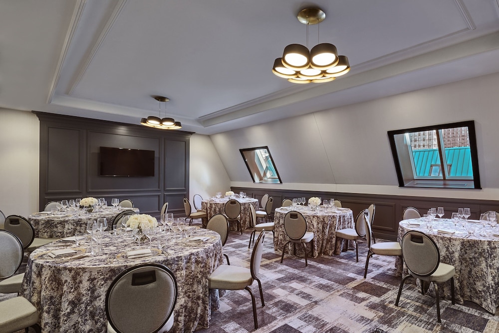 The LaSalle Chicago Autograph Collection by Marriott - photo 50