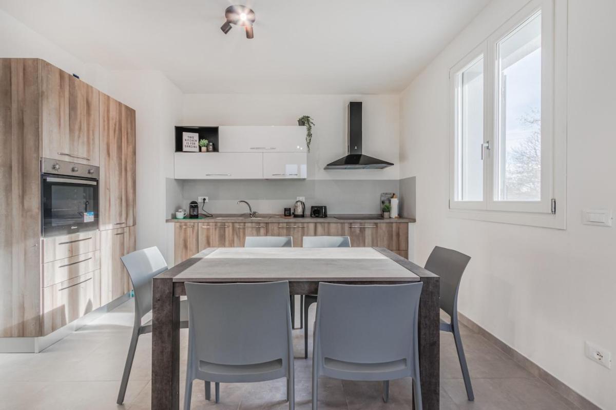 Bellaria Palace in the Hearth of Motor Valley by Movebnb in Modena, Italy