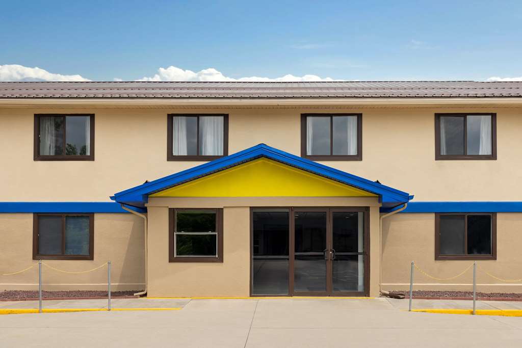 Days Inn by Wyndham Hornell NY - photo 3