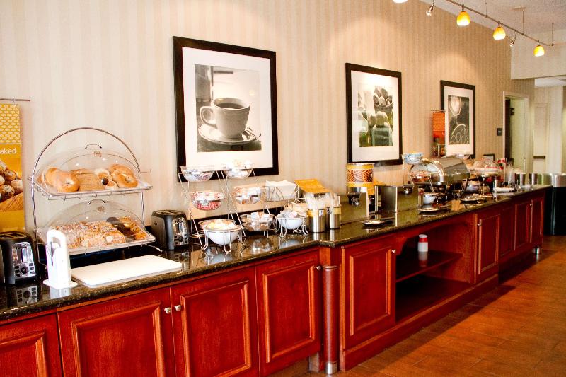 Hampton Inn Charleston Downtown - photo 102