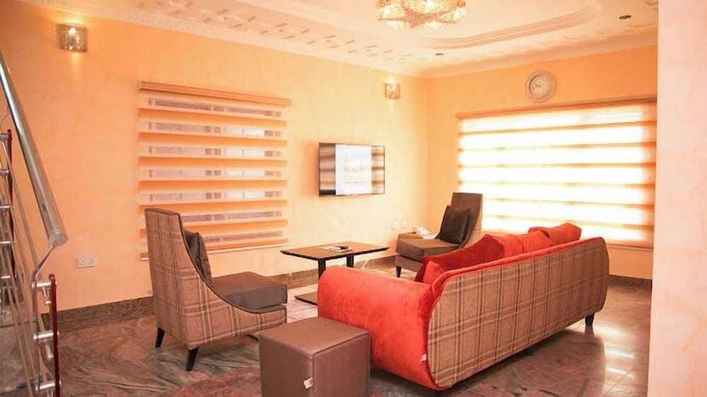 Tyga Valley Apartment — 4-Star Luxury Hotel in Abuja, Nigeria