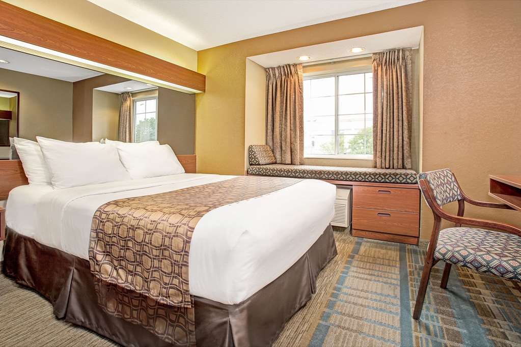 Microtel Inn & Suites by Wyndham Mason Kings Island - photo 7