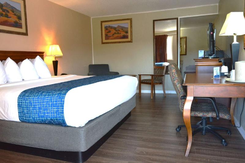 Travelodge by Wyndham Trinidad - photo 15