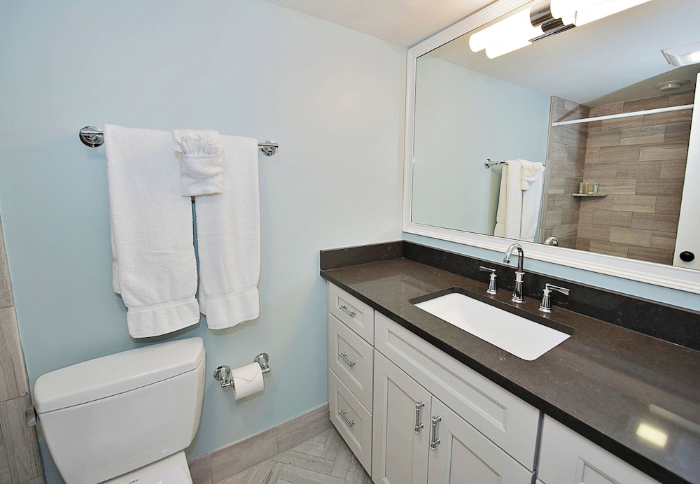 1255 Harbour Town Club at The Sea Pines Resort - photo 13
